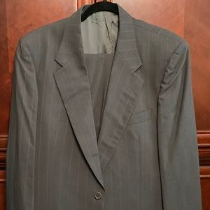 VALENTINO UOMO WOOL GRAY STRIPED 42L SUIT